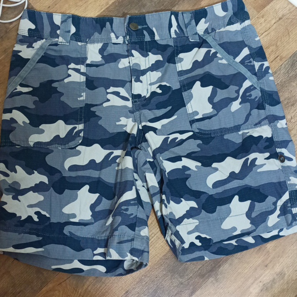 🟢8oz (19) Carhartt camouflage shorts